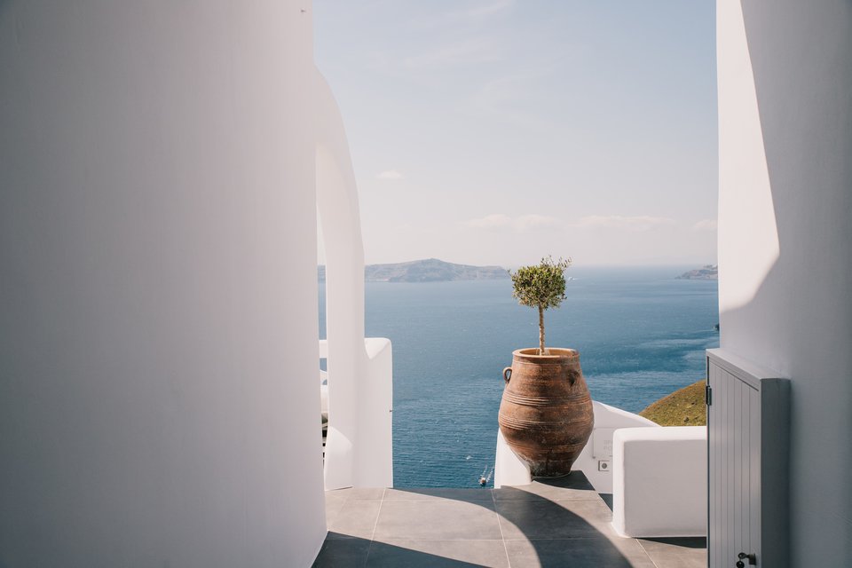 Athina Luxury Suites - Featurette 30